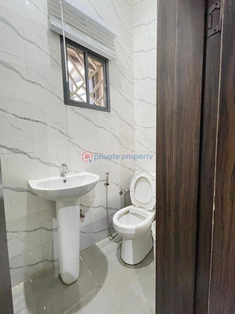 3 bedroom Detached Bungalow For Rent Engr Lere Adigun Gra Basorun Ibadan Oyo - 12