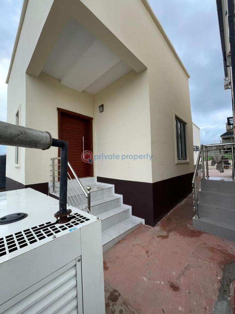 3 bedroom Detached Bungalow For Rent Engr Lere Adigun Gra Basorun Ibadan Oyo - 2