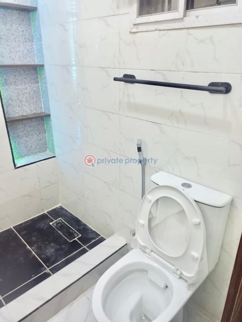 1 bedroom Flat & Apartment For Rent Awuse Estate Opebi Ikeja Lagos - 10