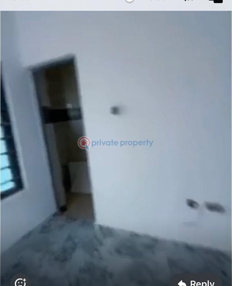 Executive 2 bedroom flat - 15 2 bedroom House For Rent Lawanson Surulere Lagos - 15