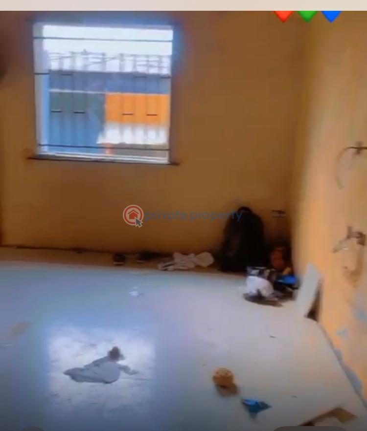 1 bedroom Flat & Apartment For Rent Ijesha Surulere Lagos - 1