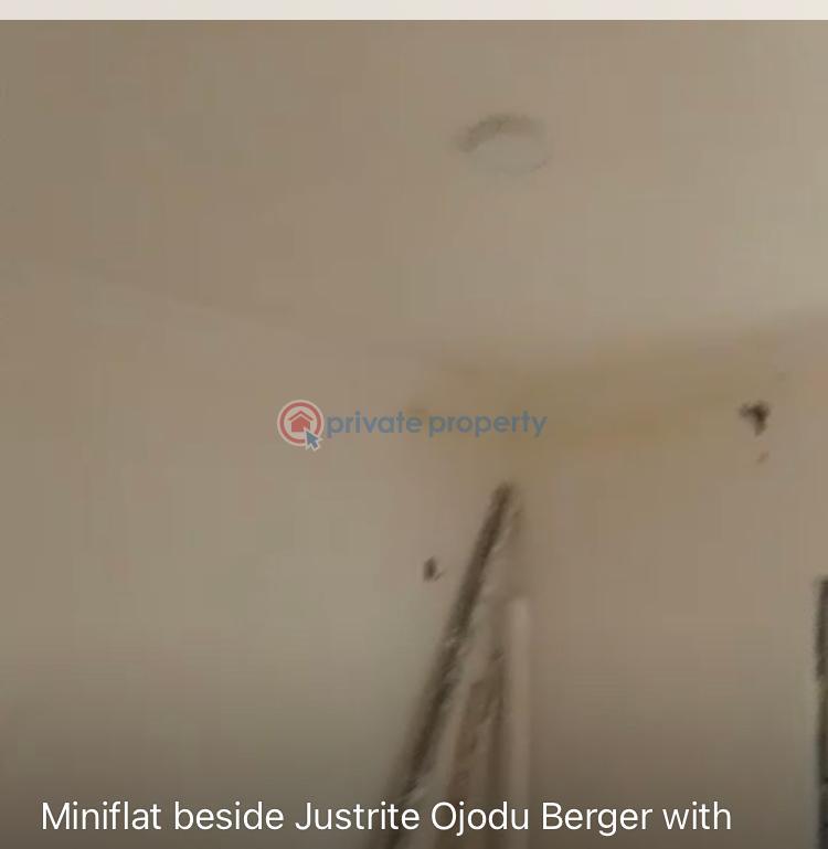 1 bedroom Flat & Apartment For Rent Berger Ojodu Lagos - 8