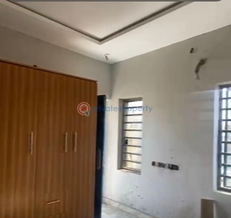 2 bedroom House For Rent Surulere Lagos - 5