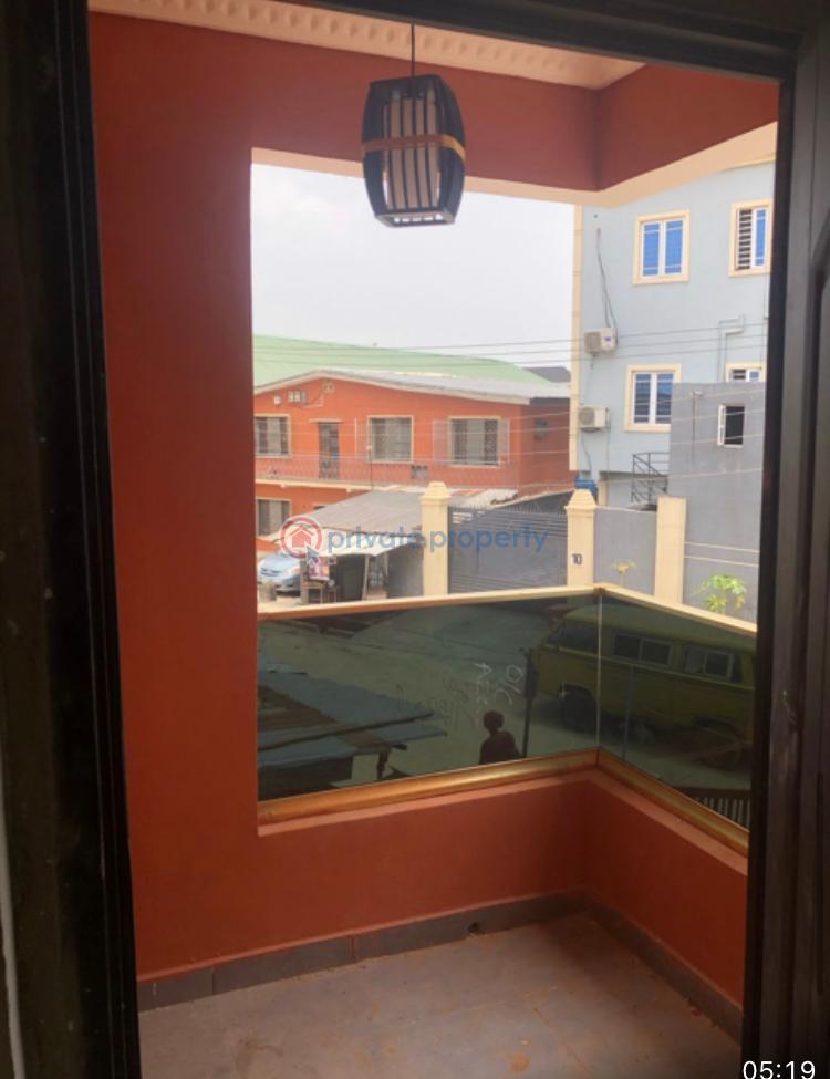 Executive 2 bedroom flat - 5 2 bedroom House For Rent Off Pedro Shomolu Shomolu Lagos - 5
