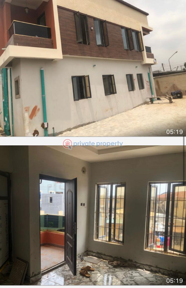 Executive 2 bedroom flat - 4 2 bedroom House For Rent Off Pedro Shomolu Shomolu Lagos - 4
