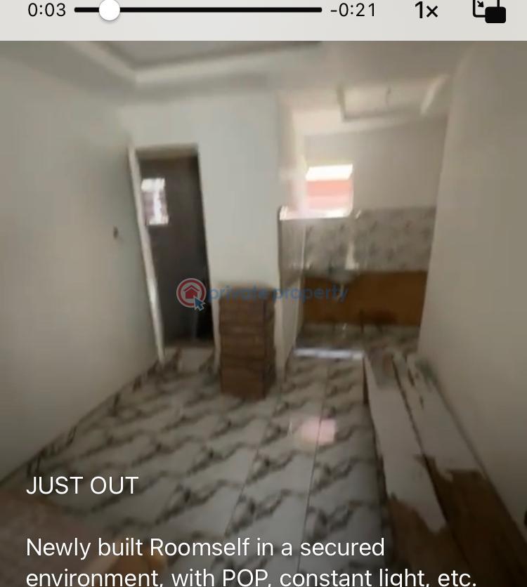 1 bedroom Self Contain For Rent Onipanu Shomolu Lagos - 0