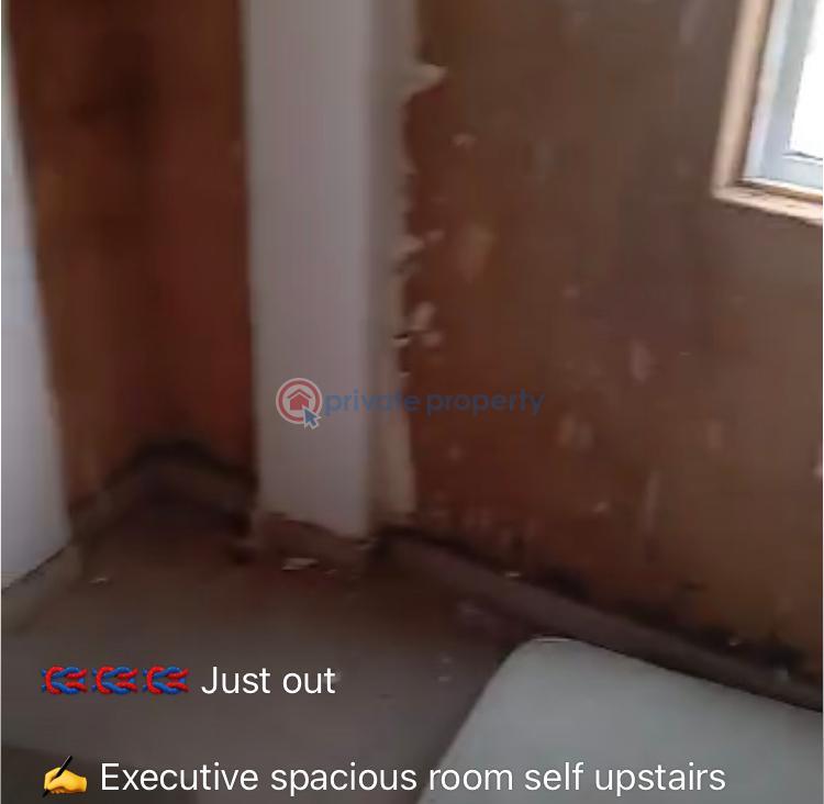 1 bedroom Self Contain For Rent Oworonshoki Gbagada Lagos - 4
