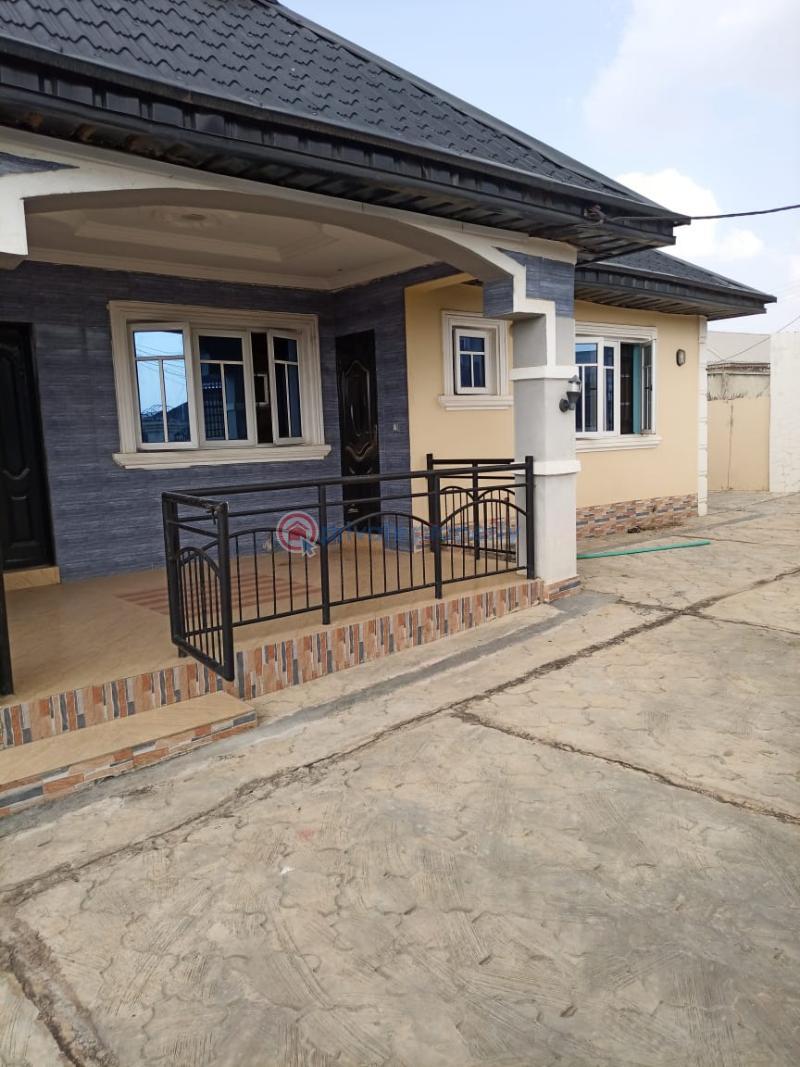 3 bedroom Flat & Apartment For Rent Royal Quarters Ajila Ibadan Oyo - 11
