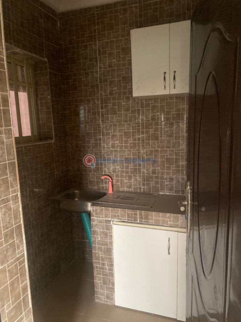1 bedroom Flat & Apartment For Rent Orogun Area, Close To First Bank Ojo, Ibadan Oyo - 2