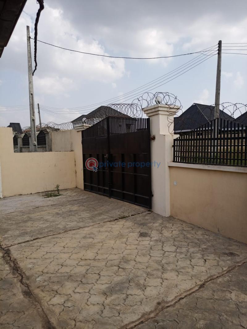 3 bedroom Flat & Apartment For Rent Royal Quarters Ajila Ibadan Oyo - 8