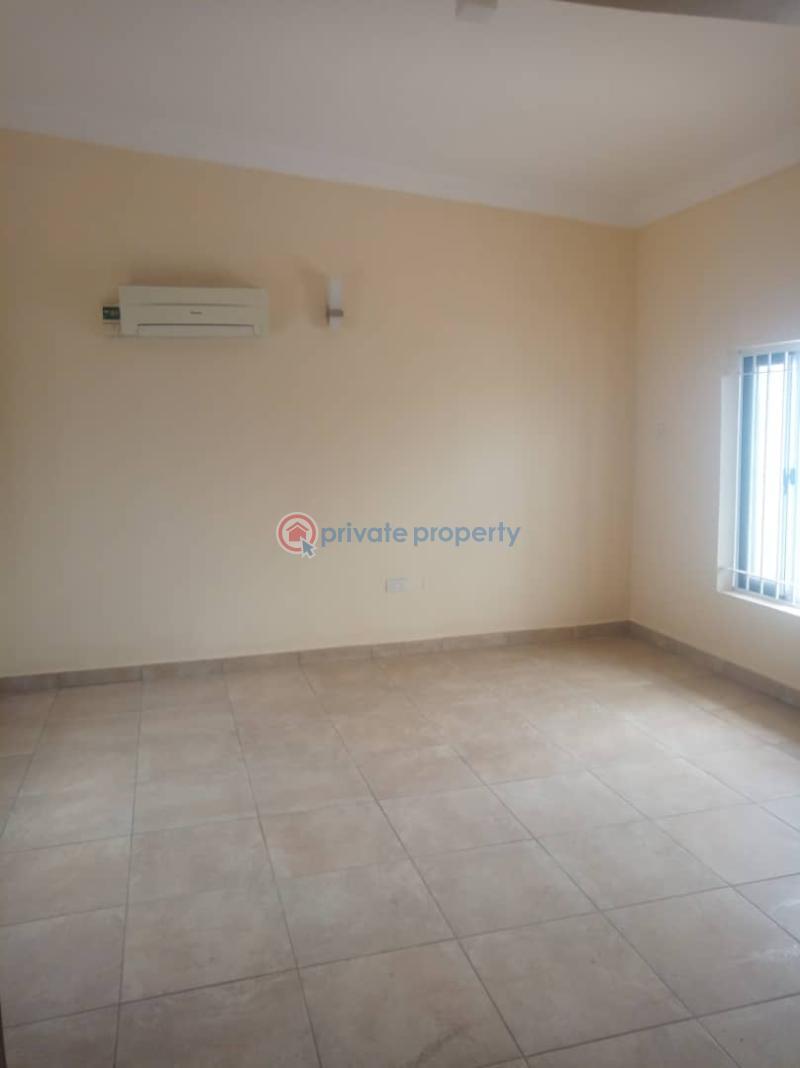 4 bedroom House For Rent Gilmore Jahi Abuja Phase 2  - 3