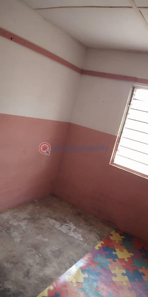 1 bedroom Self Contain For Rent Surulere Lagos