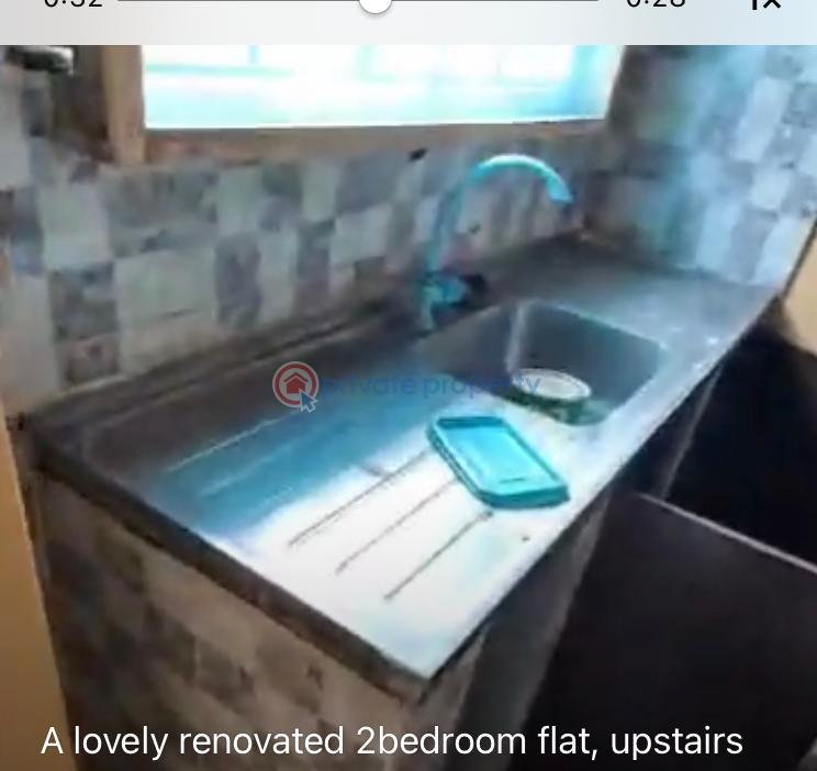 2 bedroom House For Rent Adelabu Surulere Lagos - 1