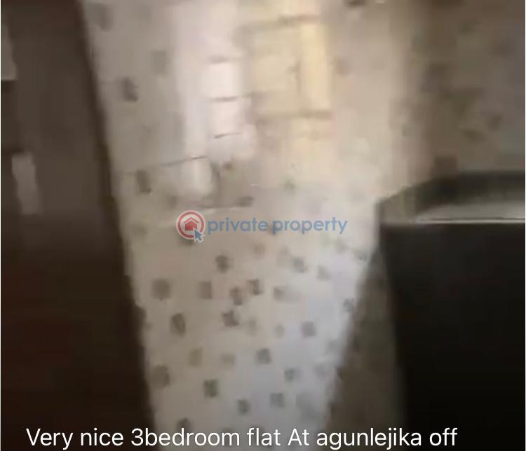 3 bedroom House For Rent Ijesha Surulere Lagos - 7