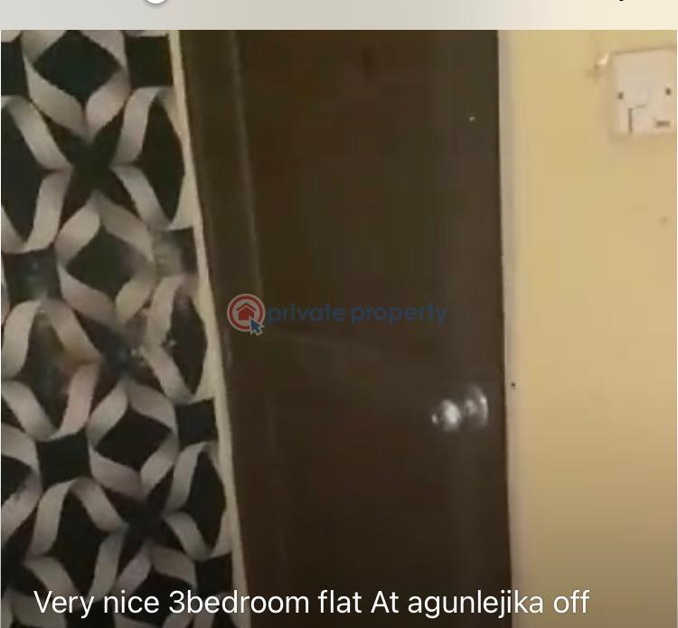 3 bedroom House For Rent Ijesha Surulere Lagos - 2