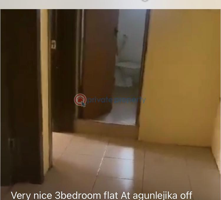 3 bedroom House For Rent Ijesha Surulere Lagos - 4