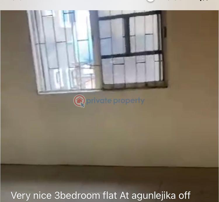 3 bedroom House For Rent Ijesha Surulere Lagos - 5