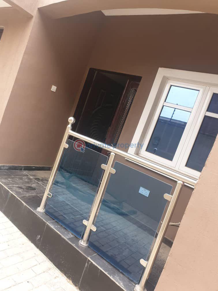 Top notch 3 bedroom flat - 1 3 bedroom House For Rent Surulere Lagos - 1