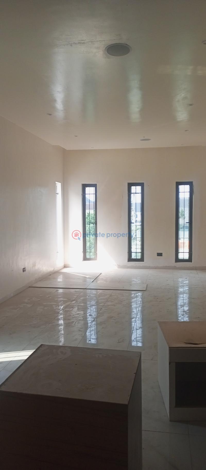 5 bedroom Detached Duplex For Sale Off Sobo Arobiodu Ikeja GRA Lagos - 1