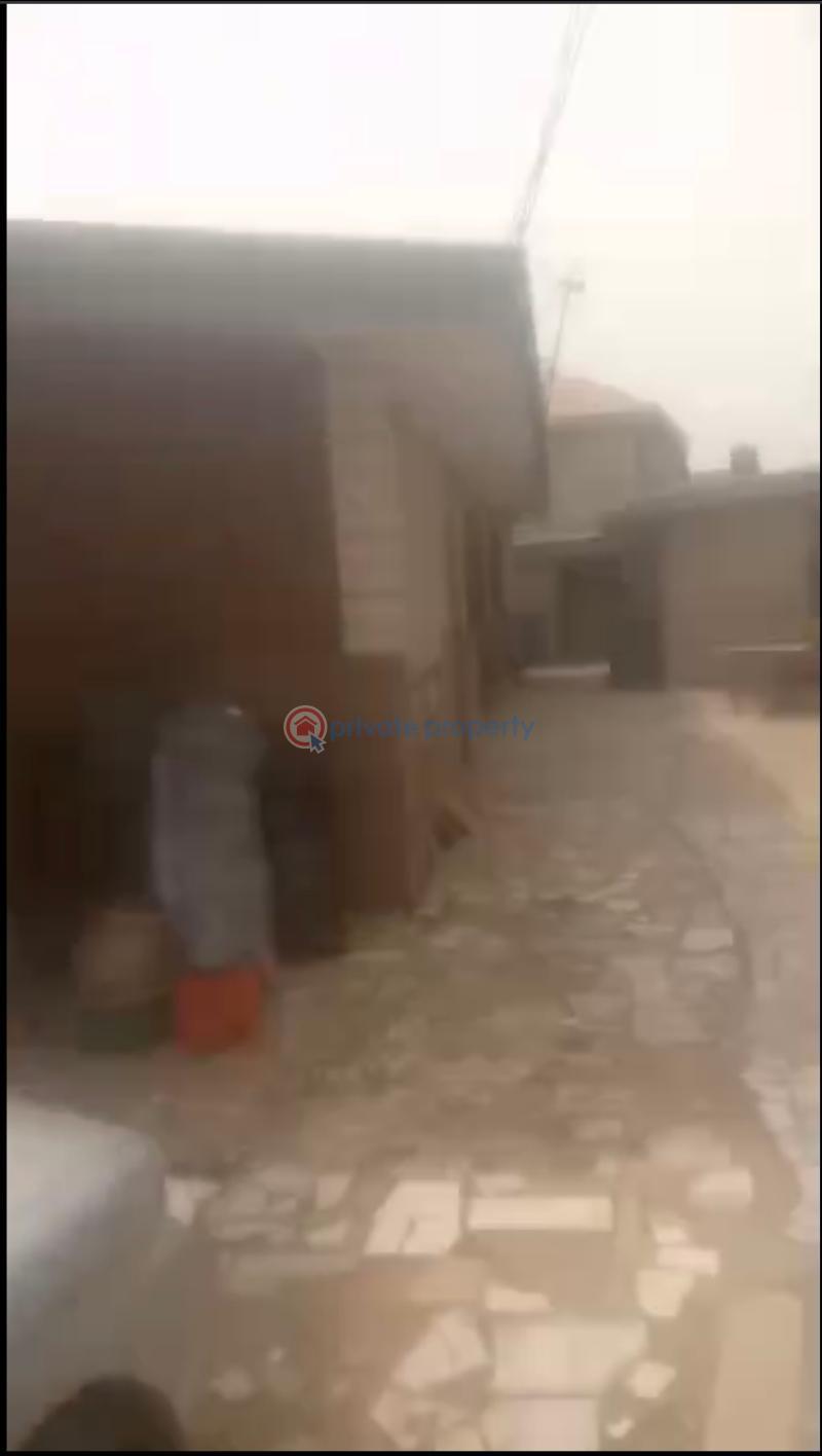 3 bedroom House For Sale Fodacis Ibadan Oyo - 3