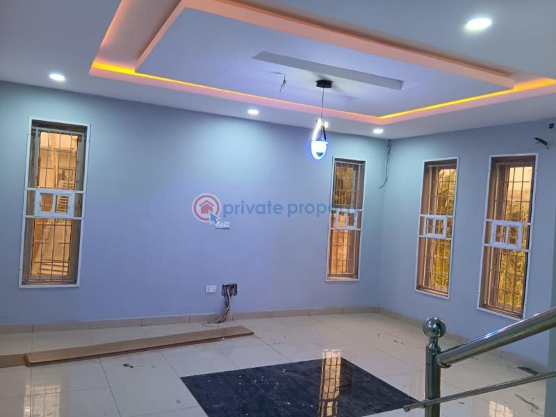 4 bedroom Semi detached Duplex For Sale S&t Estate Ibadan Oyo - 2