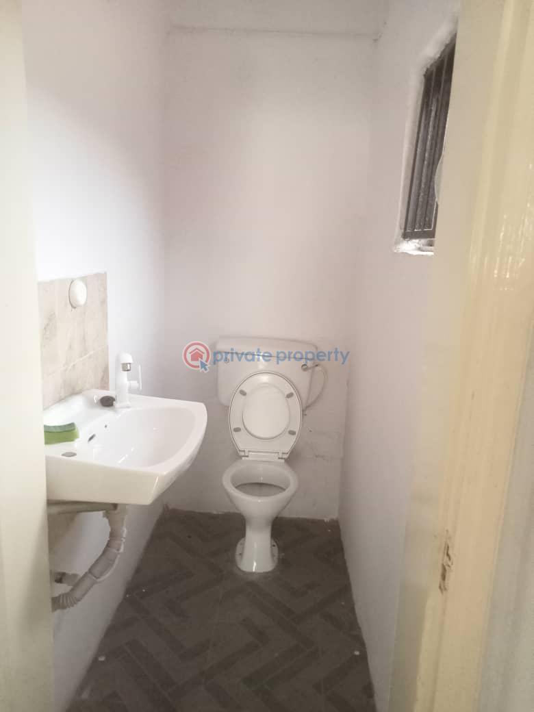 2 bedroom Flat & Apartment For Rent Thomas Estate Ajah Lagos - 2