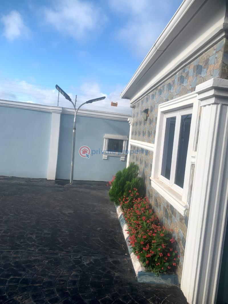 2 bedroom Detached Bungalow For Rent Peace Estate Ajila Off Akala Express Akala Express Ibadan Oyo - 5