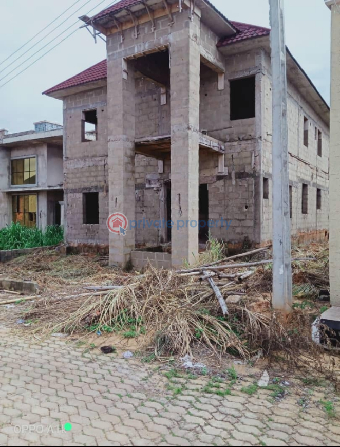 5 bedroom Duplex For Sale Spanish Close Governance Villa Coker Asaba. Oshimili Delta