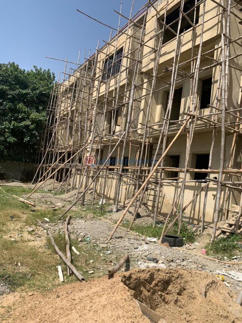 4 bedroom House For Sale Apo Before Shoprite Apo Abuja Phase 2  - 0