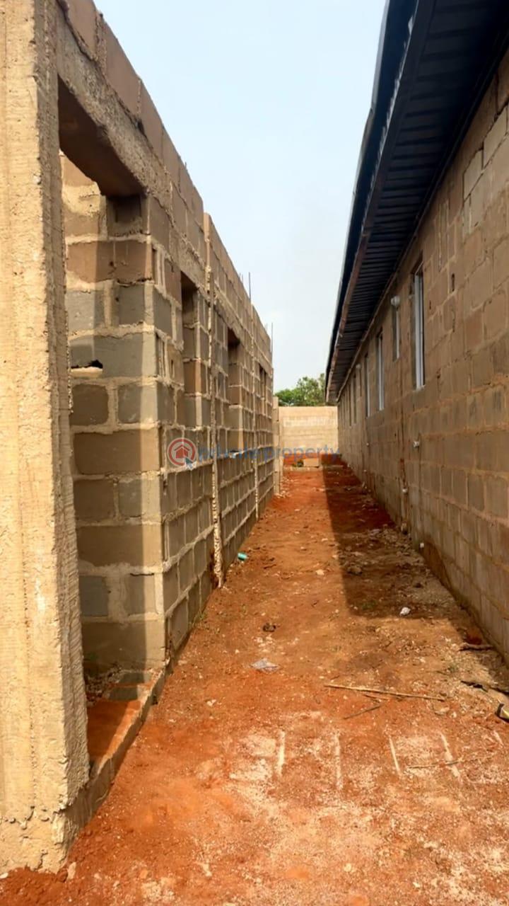 8 bedroom House For Sale Ode Lemo Sagamu Ogun - 11