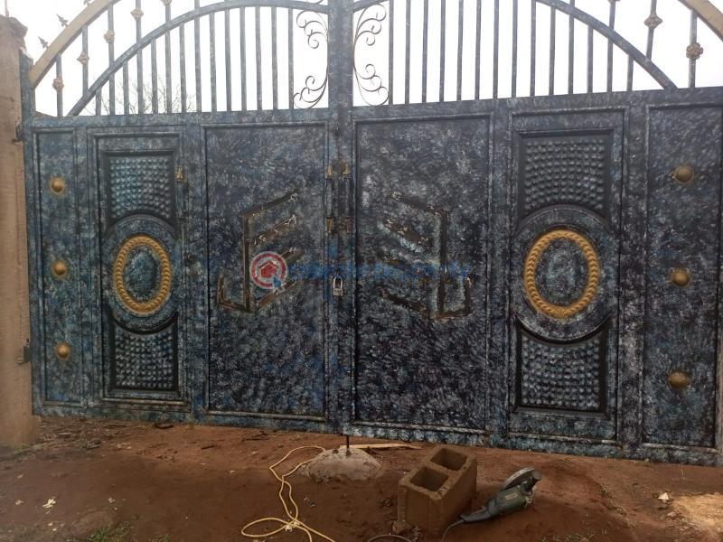 8 bedroom House For Sale Ode Lemo Sagamu Ogun - 2