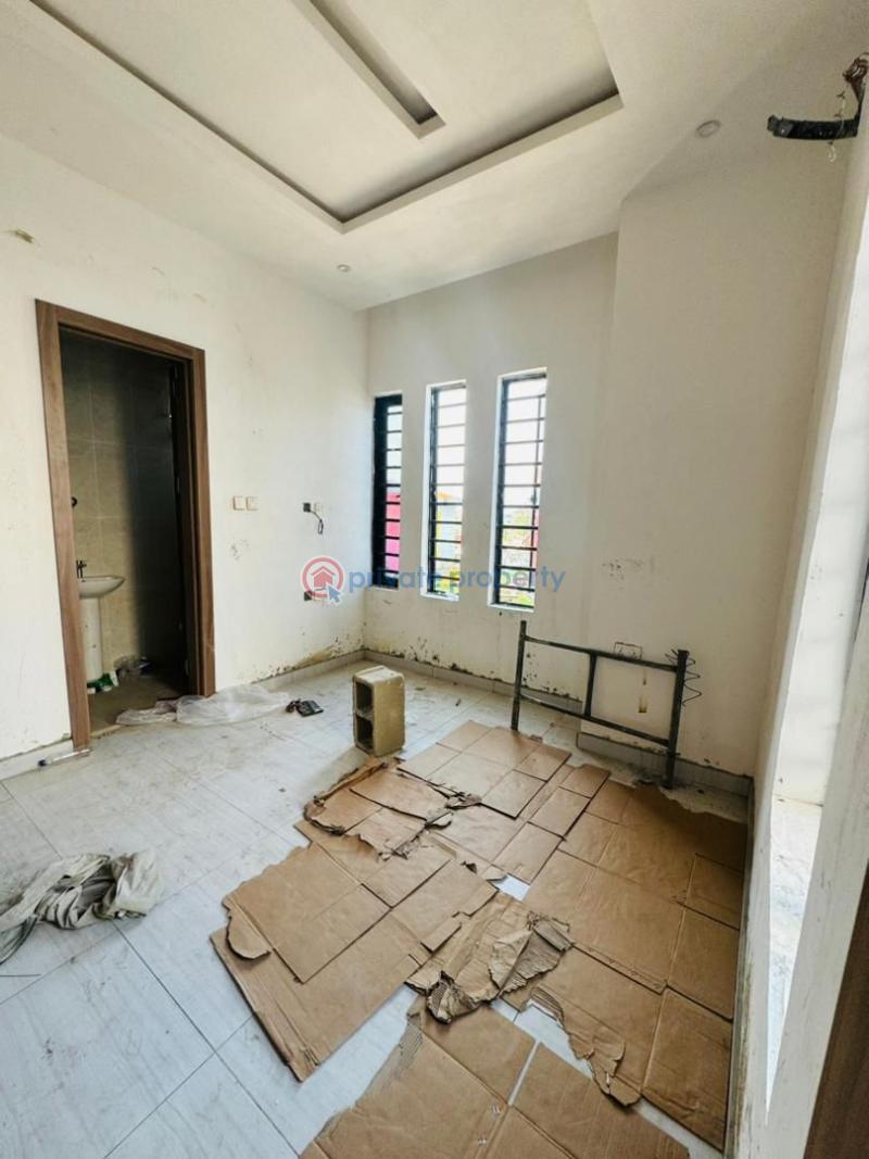 5 bedroom Detached Duplex For Sale Ogudu Gra Ojota Lagos - 16