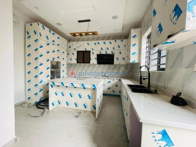 5 bedroom Detached Duplex For Sale Ogudu Gra Ojota Lagos - 3