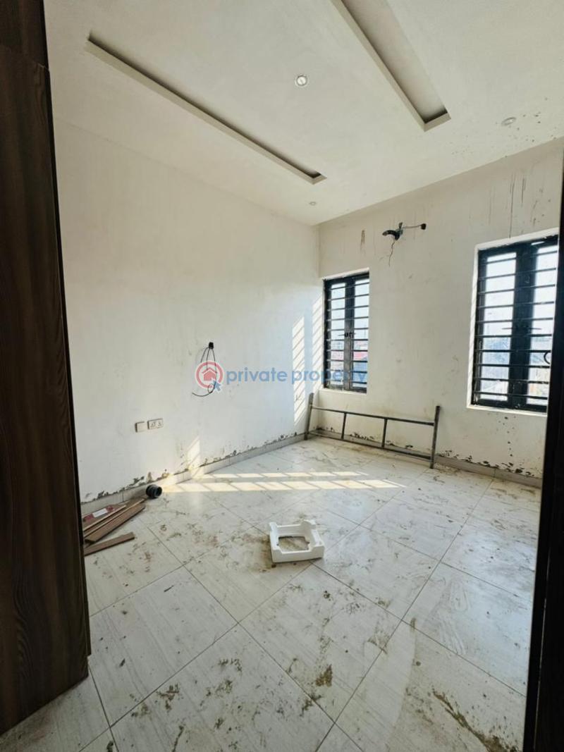 5 bedroom Detached Duplex For Sale Ogudu Gra Ojota Lagos - 9