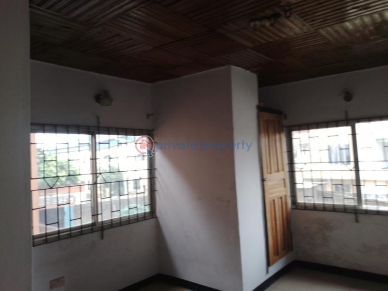 3 bedroom Flat & Apartment For Rent Off Adeyemi Alao Oke-ira Ogba Lagos - 11