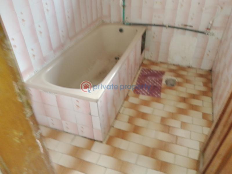 3 bedroom Flat & Apartment For Rent Off Adeyemi Alao Oke-ira Ogba Lagos - 4