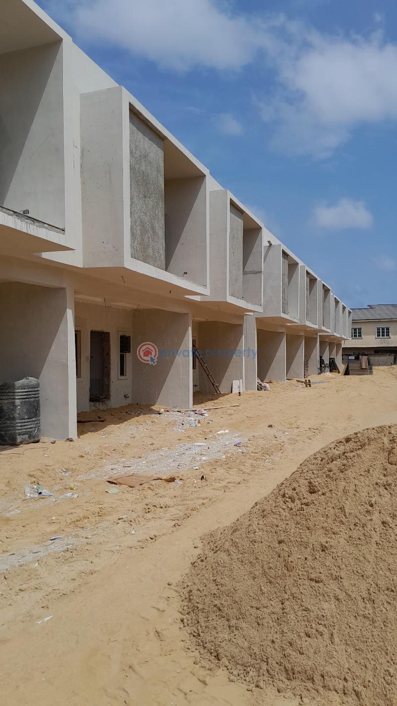 4 bedroom Semi detached Duplex For Sale Beside Lekki Garden Phase Iv, Along Lekki Epexpressway Ajah, Lagos Nigeria Lekki Gardens Estate Ajah Lagos - 3