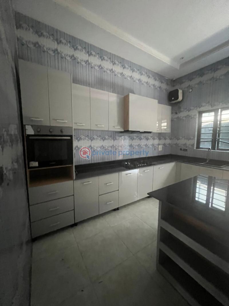 1 bedroom Mini Flat For Rent Ss Court Jadeville Chevron Drive Lekki Lagos - 4