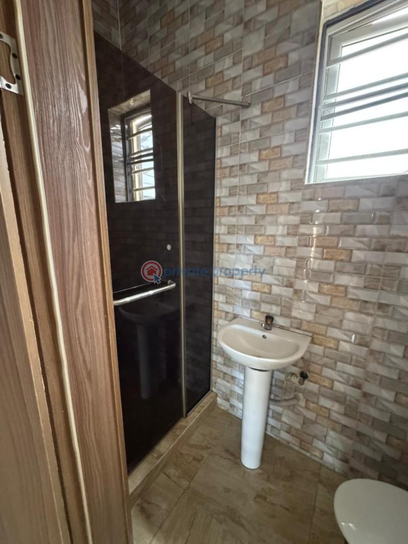 1 bedroom Self Contain For Rent Van Daniels Estate, Orchid Road Lekki Phase 2 Lagos - 1