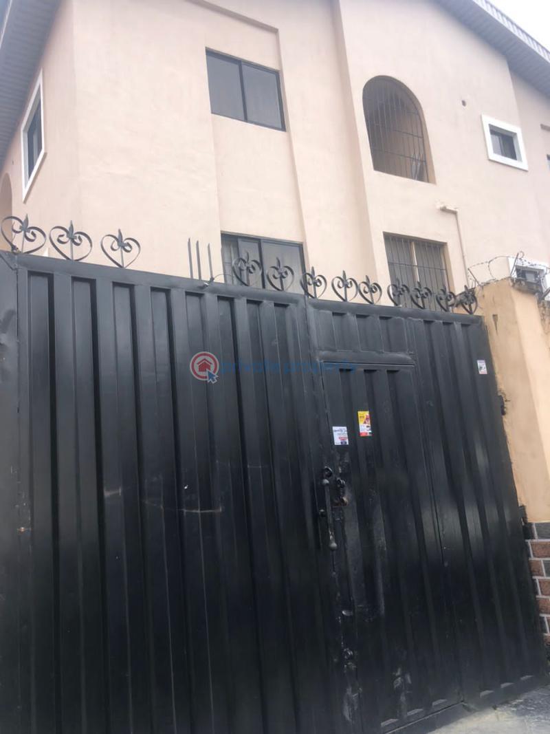 1 bedroom Flat & Apartment For Rent Ajao Estate Isolo Lagos - 11