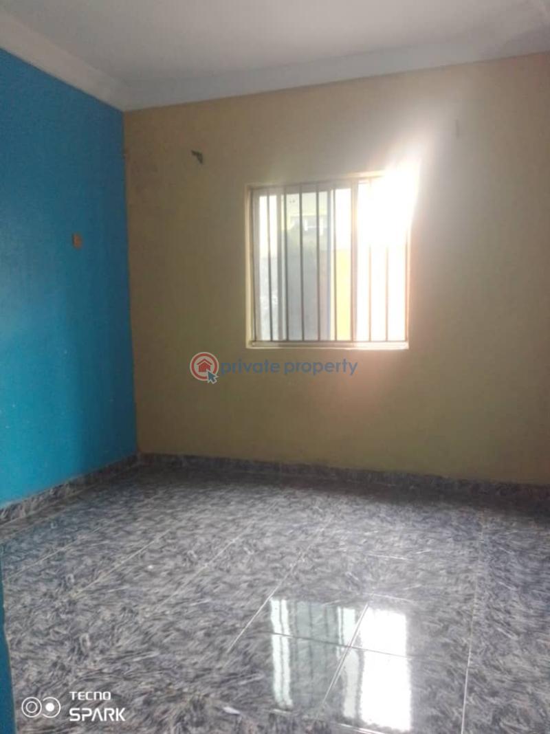 2 bedroom Flat & Apartment For Rent Alagomeji Yaba Lagos - 6