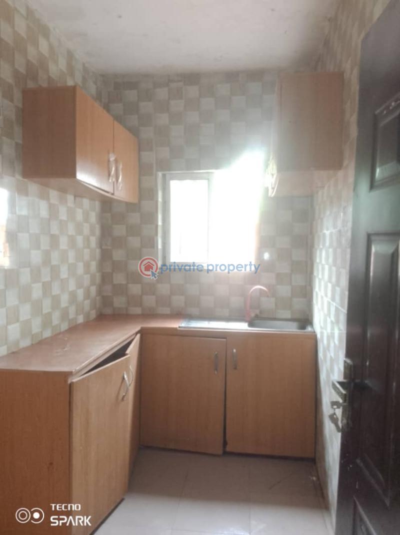 2 bedroom Flat & Apartment For Rent Alagomeji Yaba Lagos - 0