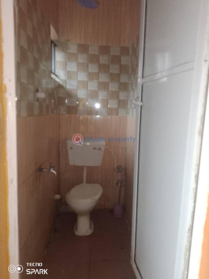 2 bedroom Flat & Apartment For Rent Alagomeji Yaba Lagos - 8