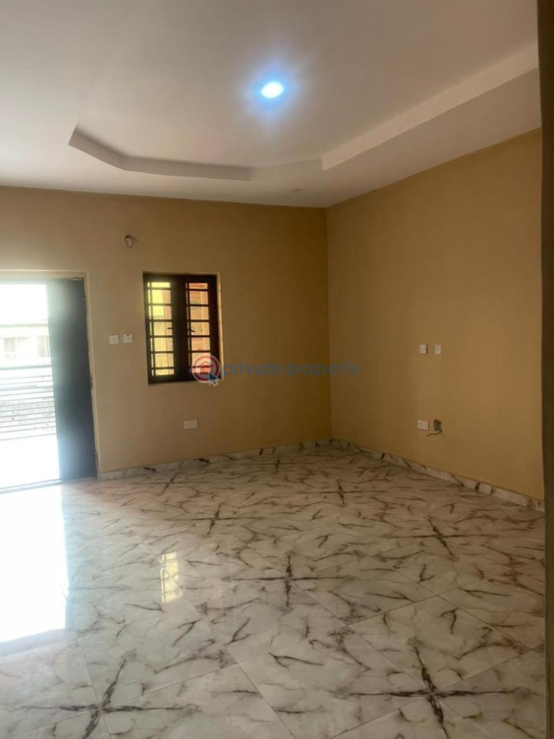 2 bedroom Flat & Apartment For Rent Muyiwa Opaleye Off Adetola Aguda Surulere. Surulere Lagos - 5