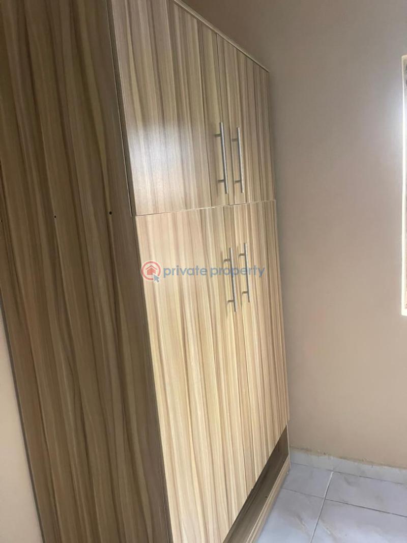2 bedroom Flat & Apartment For Rent Muyiwa Opaleye Off Adetola Aguda Surulere. Surulere Lagos - 3