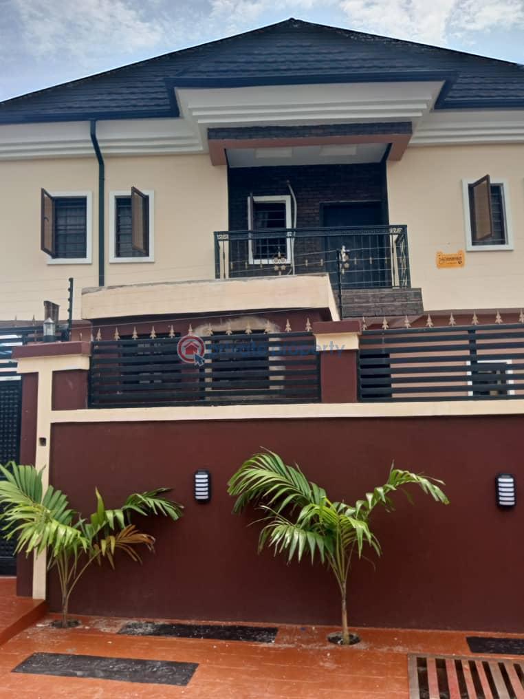 2 bedroom Flat & Apartment For Rent Muyiwa Opaleye Off Adetola Aguda Surulere. Surulere Lagos - 0