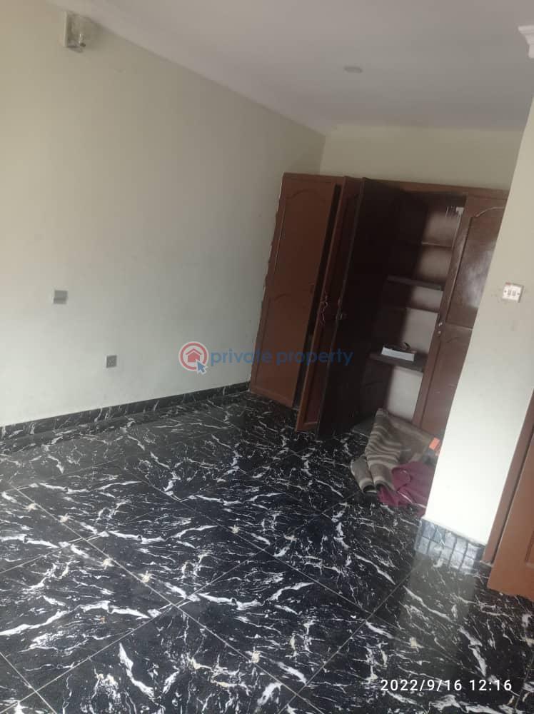 3 bedroom Flat & Apartment For Rent Ilupeju Lagos - 3