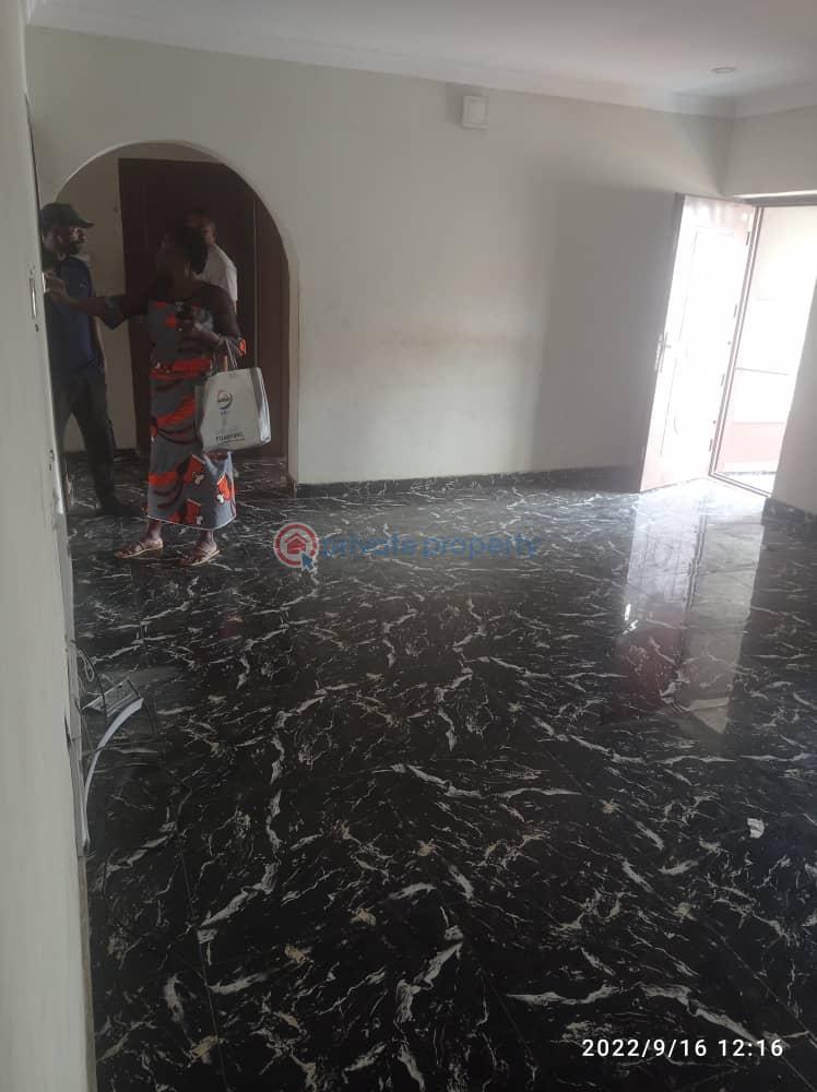 3 bedroom Flat & Apartment For Rent Ilupeju Lagos - 9