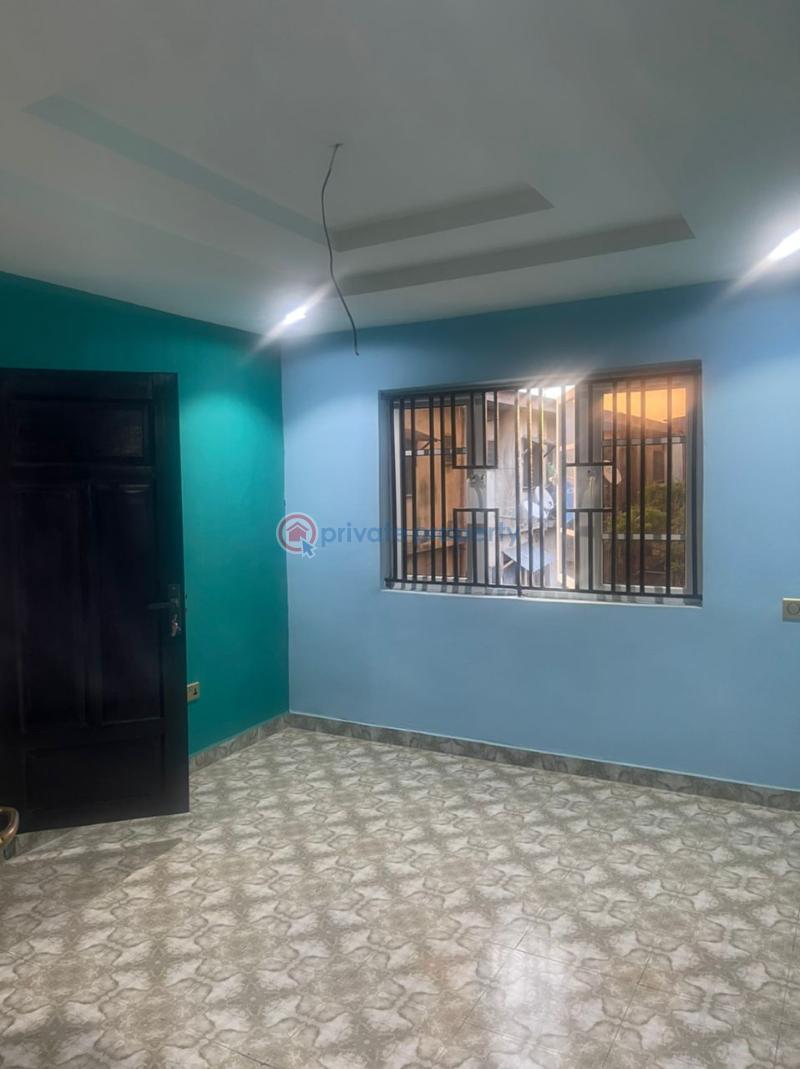 3 bedroom House For Rent By Brown Road Surulere Lagos - 15