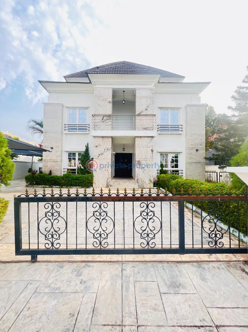 For sale 5 bedroom House Carlton Gate Lekki Lagos (PID 4PANNP